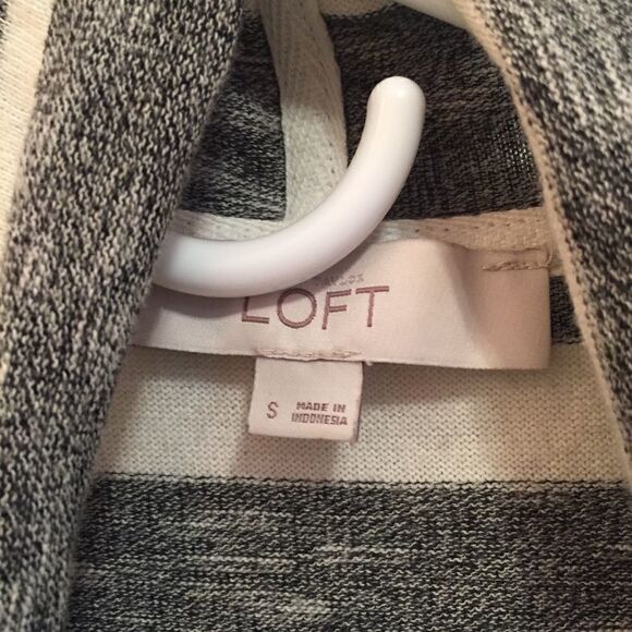 Loft Grey White Striped Short Sleeve Cardigan - Picture 5 of 5